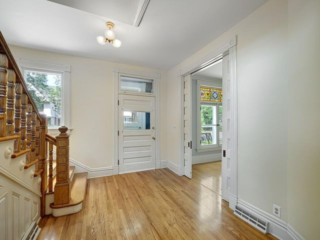 820 Osceola Avenue, Saint Paul, MN 55105