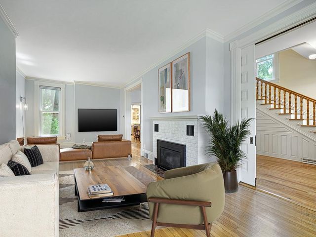 820 Osceola Avenue, Saint Paul, MN 55105