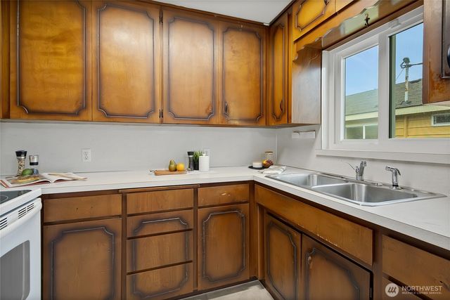 10628 20th Avenue S, Tacoma, WA 98444