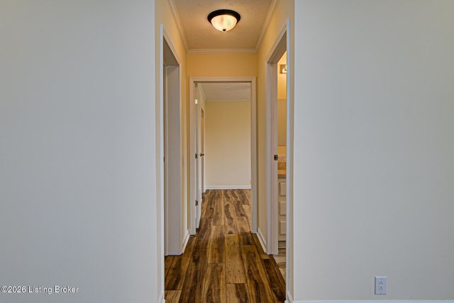 3411 Cedar Point Ln, La Grange, KY 40031