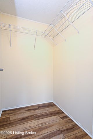 3411 Cedar Point Ln, La Grange, KY 40031