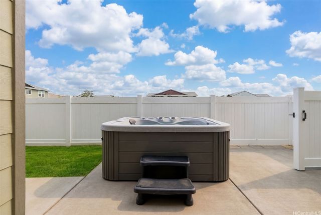 91-1101 Franklin D Roosevelt Avenue 106, Kapolei, HI 96707