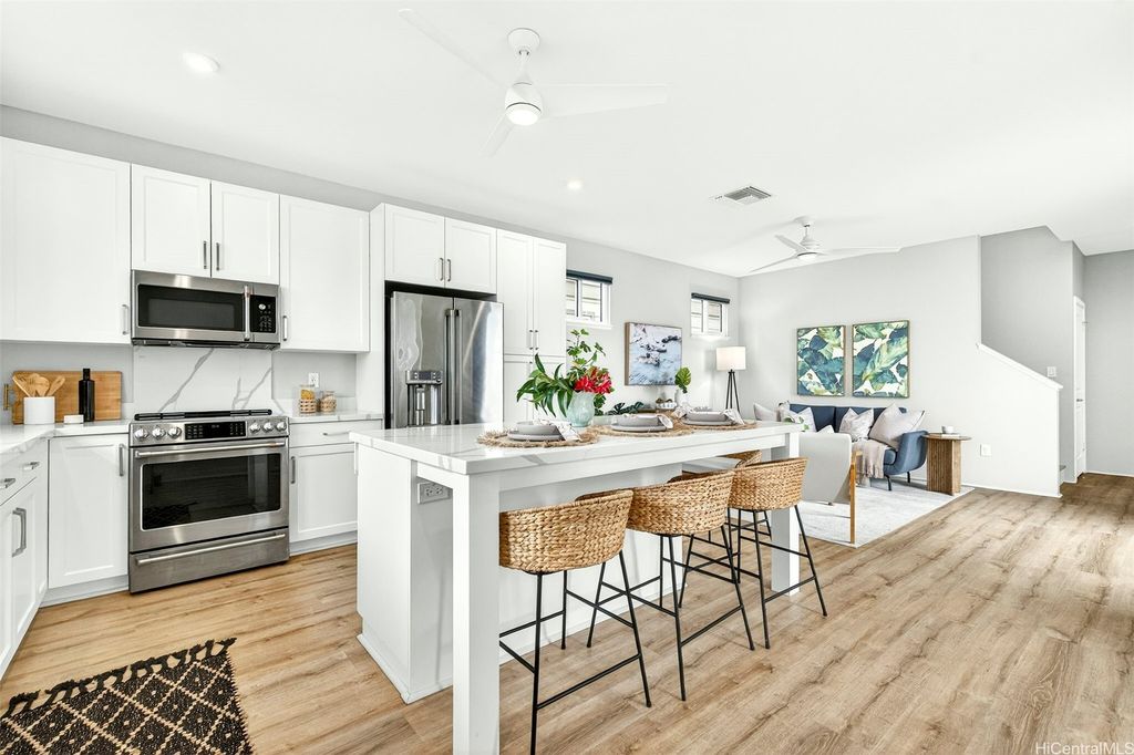 91-1101 Franklin D Roosevelt Avenue 106, Kapolei, HI 96707