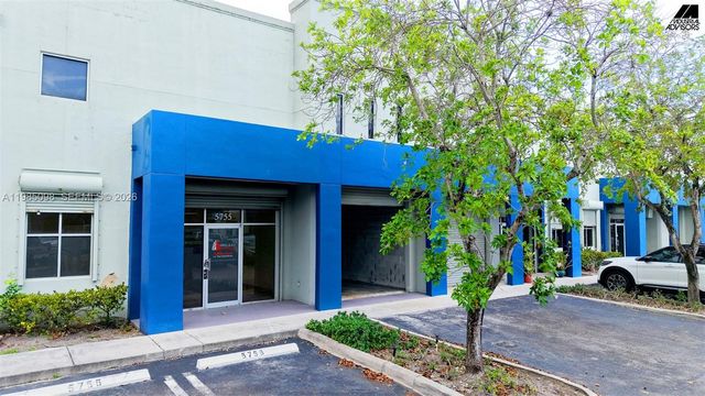 5755 NW 151st Street, Miami Lakes, FL 33014