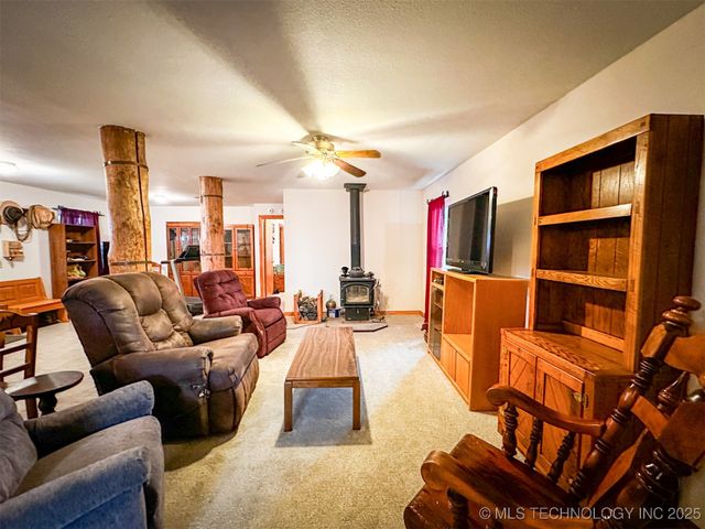 17083 EW 19 Road, Nowata, OK 74048