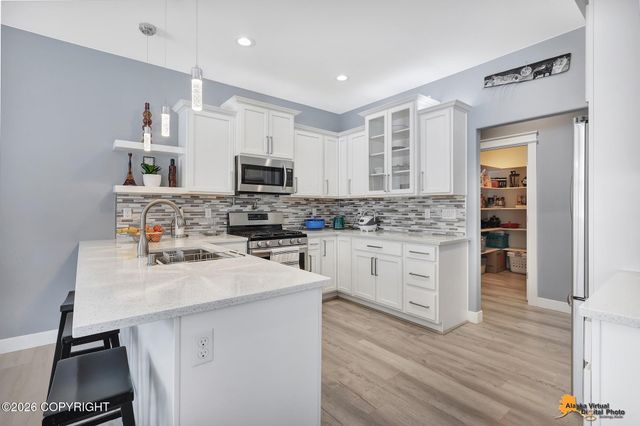 6565 W Creeksedge Drive, Wasilla, AK 99623