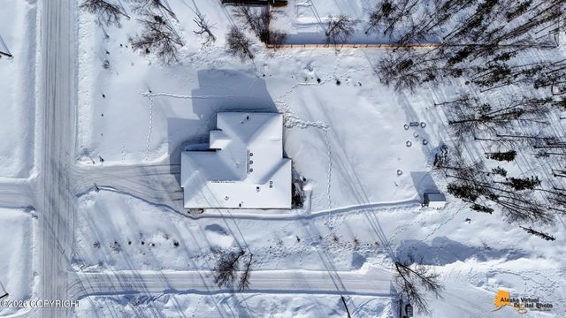 6565 W Creeksedge Drive, Wasilla, AK 99623