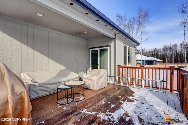 6565 W Creeksedge Drive, Wasilla, AK 99623