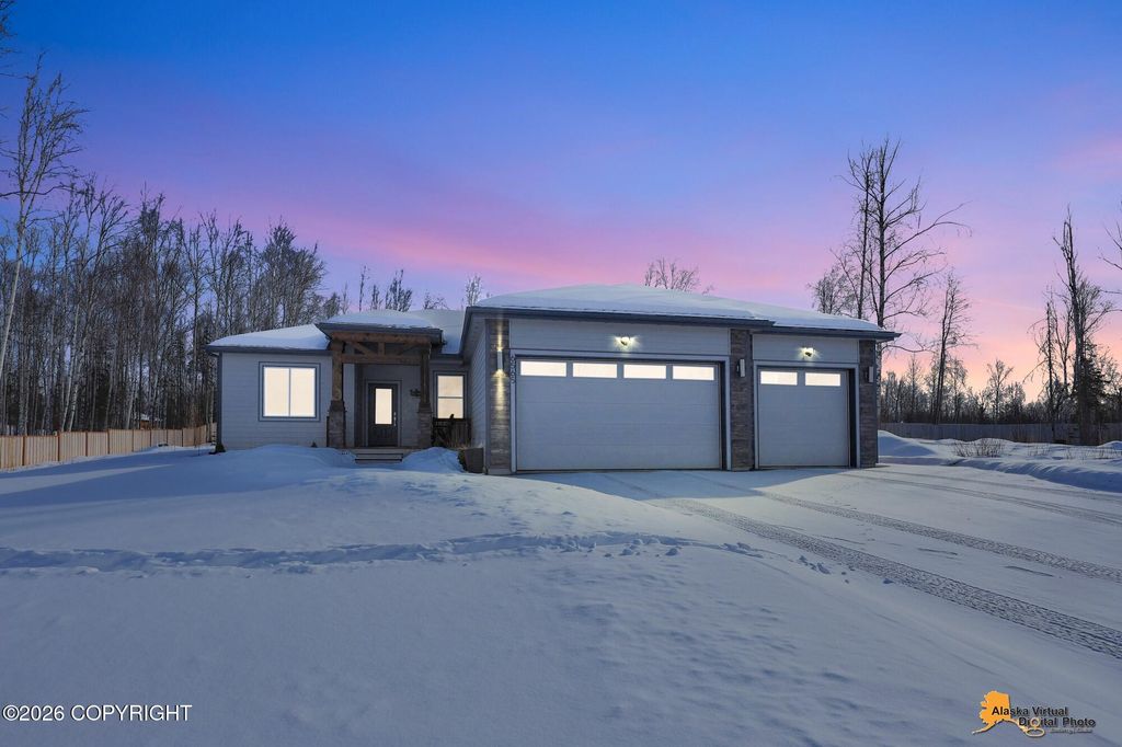 6565 W Creeksedge Drive, Wasilla, AK 99623