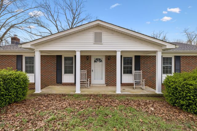 3335 Hill Town Rd, Santa Fe, TN 38482