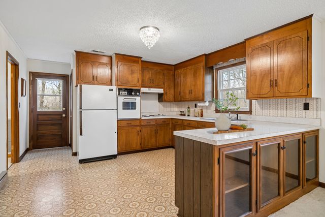 3335 Hill Town Rd, Santa Fe, TN 38482