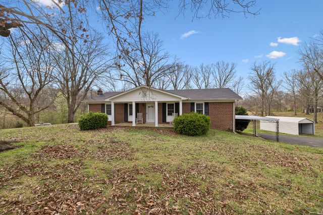 3335 Hill Town Rd, Santa Fe, TN 38482