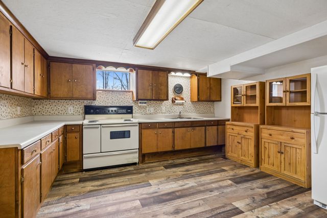 3335 Hill Town Rd, Santa Fe, TN 38482