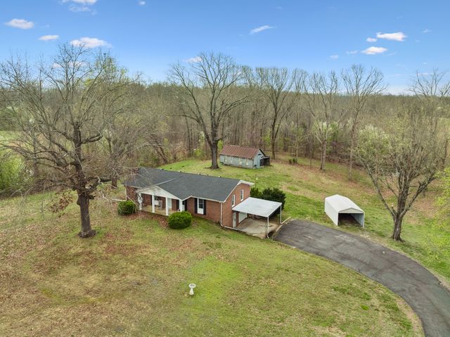 3335 Hill Town Rd, Santa Fe, TN 38482