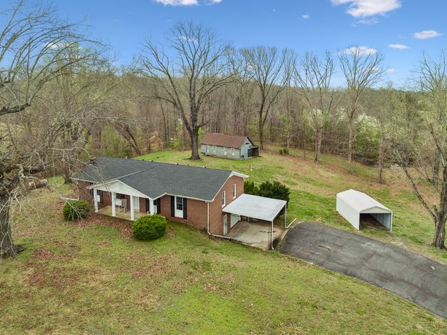 3335 Hill Town Rd, Santa Fe, TN 38482