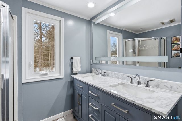 324 Old Farms Road, Simsbury, CT 06070