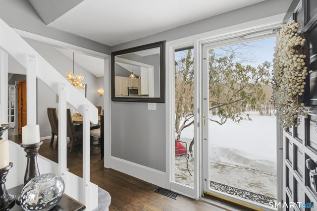 324 Old Farms Road, Simsbury, CT 06070