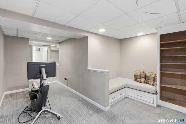 324 Old Farms Road, Simsbury, CT 06070