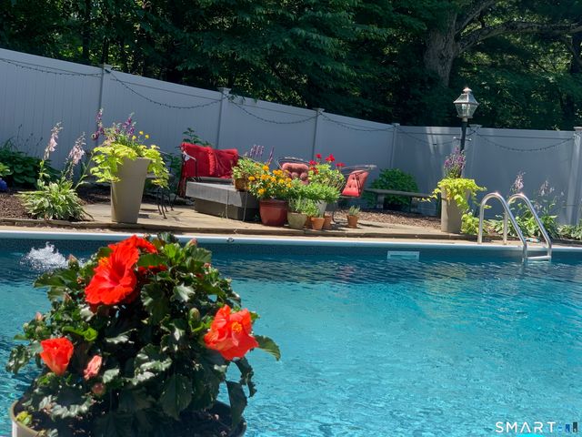 324 Old Farms Road, Simsbury, CT 06070