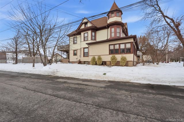 57 Park Avenue, Suffern, NY 10901