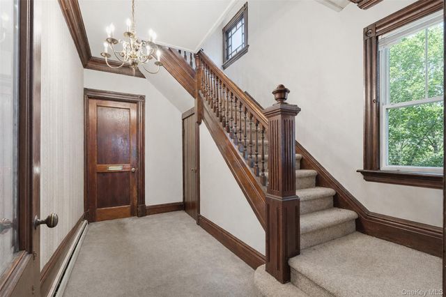 57 Park Avenue, Suffern, NY 10901