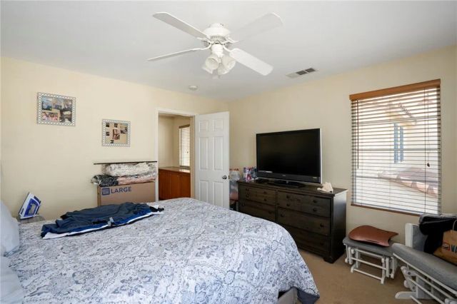 31770 Paseo Bonito, Castaic, CA 91384