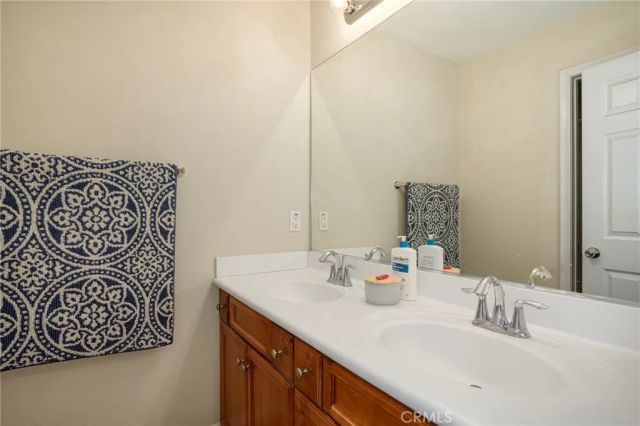 31770 Paseo Bonito, Castaic, CA 91384