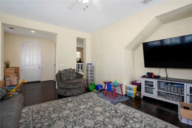 31770 Paseo Bonito, Castaic, CA 91384