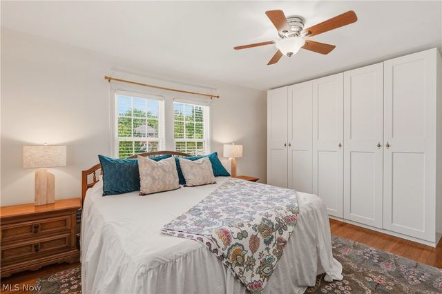 3854 Meadowbrook Boulevard, University Heights, OH 44118