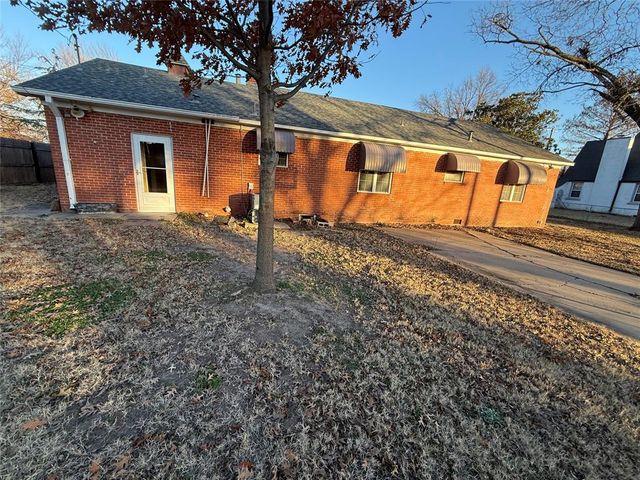 1908 N Bdwy Avenue, Shawnee, OK 74804