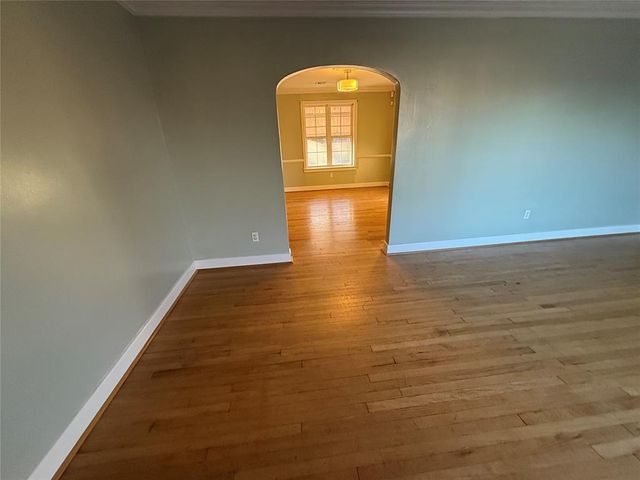 1908 N Bdwy Avenue, Shawnee, OK 74804