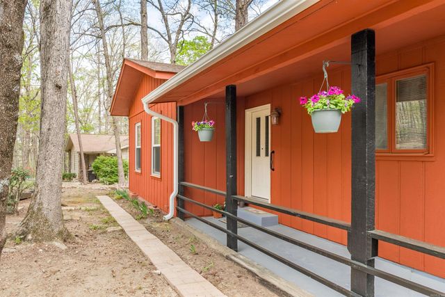 41 Badalona Circle, Hot Springs Village, AR 71909
