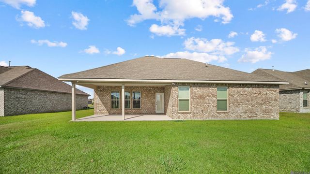 6458 Soaring Dr, Gonzales, LA 70737