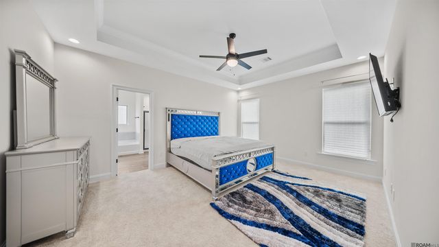 6458 Soaring Dr, Gonzales, LA 70737