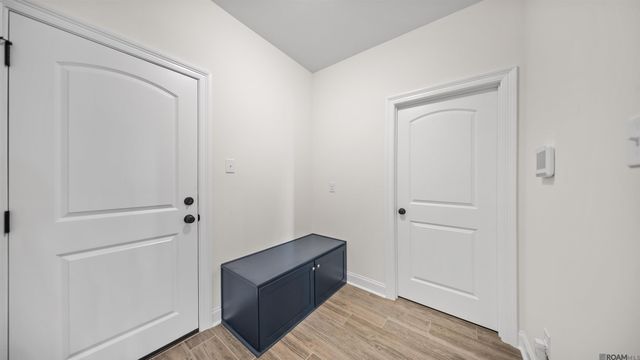 6458 Soaring Dr, Gonzales, LA 70737
