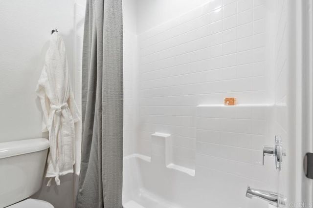 5015 Avenida Lugano 2, Chula Vista, CA 91913
