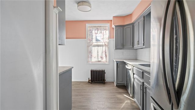 137 Colonial Avenue, Cranston, RI 02910