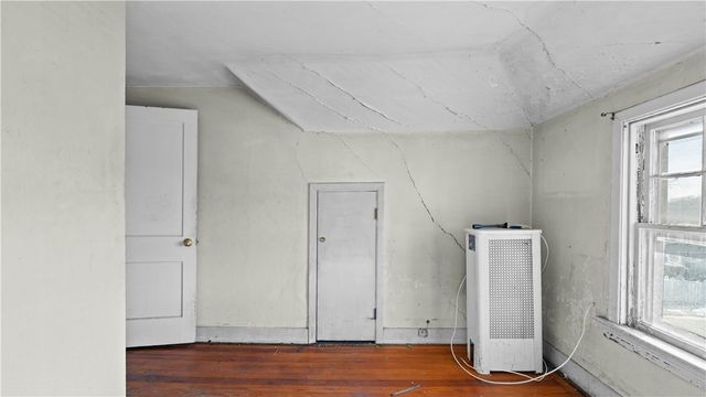 137 Colonial Avenue, Cranston, RI 02910