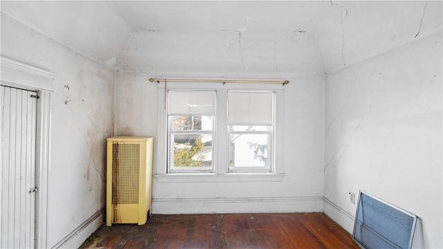 137 Colonial Avenue, Cranston, RI 02910