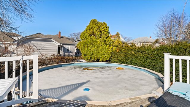 137 Colonial Avenue, Cranston, RI 02910