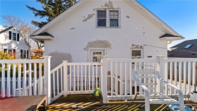 137 Colonial Avenue, Cranston, RI 02910