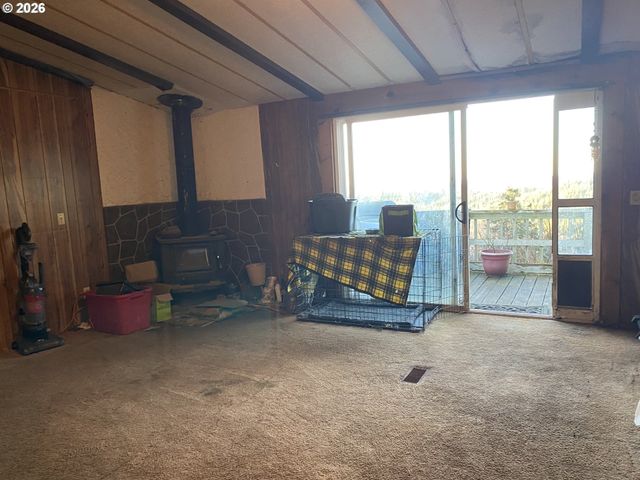 96477 CAPE FERRELO Rd, Brookings, OR 97415
