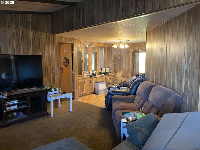96477 CAPE FERRELO Rd, Brookings, OR 97415