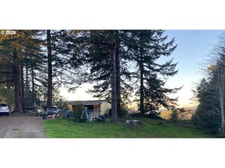 96477 CAPE FERRELO Rd, Brookings, OR 97415