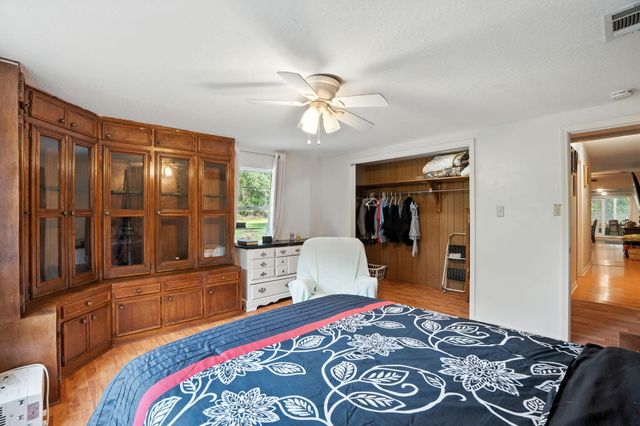 36 Gulf Camp Cir, Lumberton, MS 39455