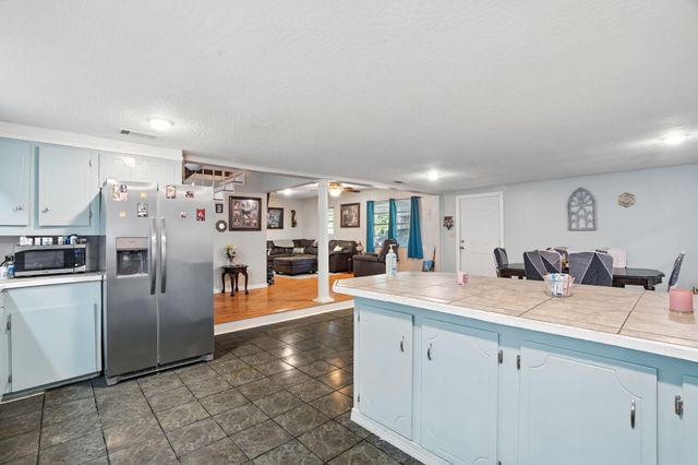 36 Gulf Camp Cir, Lumberton, MS 39455