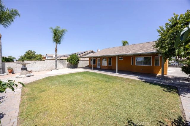 15045 Spring, Fontana, CA 92335