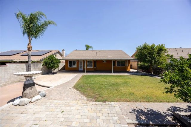 15045 Spring, Fontana, CA 92335