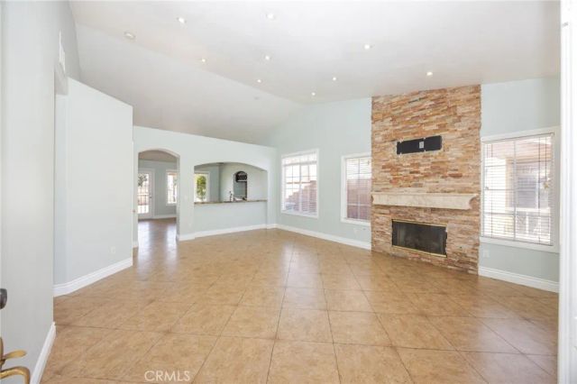 15045 Spring, Fontana, CA 92335