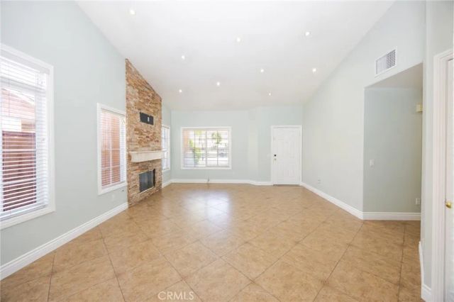 15045 Spring, Fontana, CA 92335